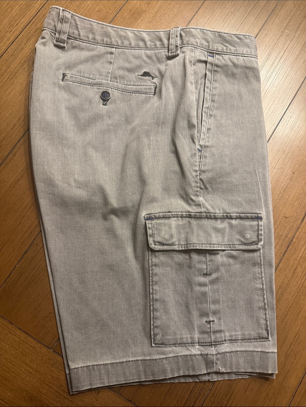 Tommy Bahama Coastal Key 10-Inch Cargo Shorts